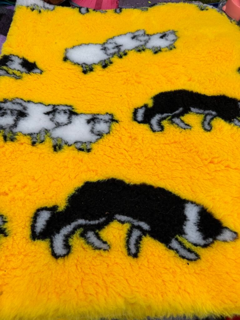 Wetbed yellow with sheeps
